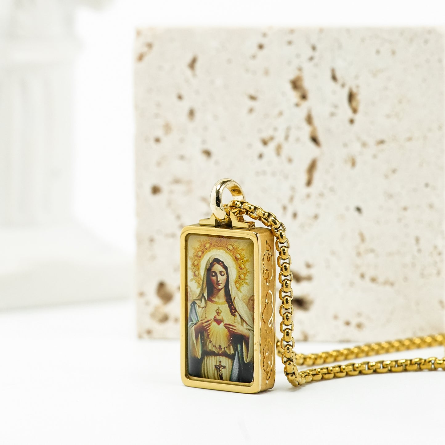 GIVELUCK Stainless Steel Fangtang Pendant Gold Large - Customized