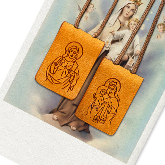 GIVVELUCK Leather-covered scapula necklace, rectangular shape - customizable pattern