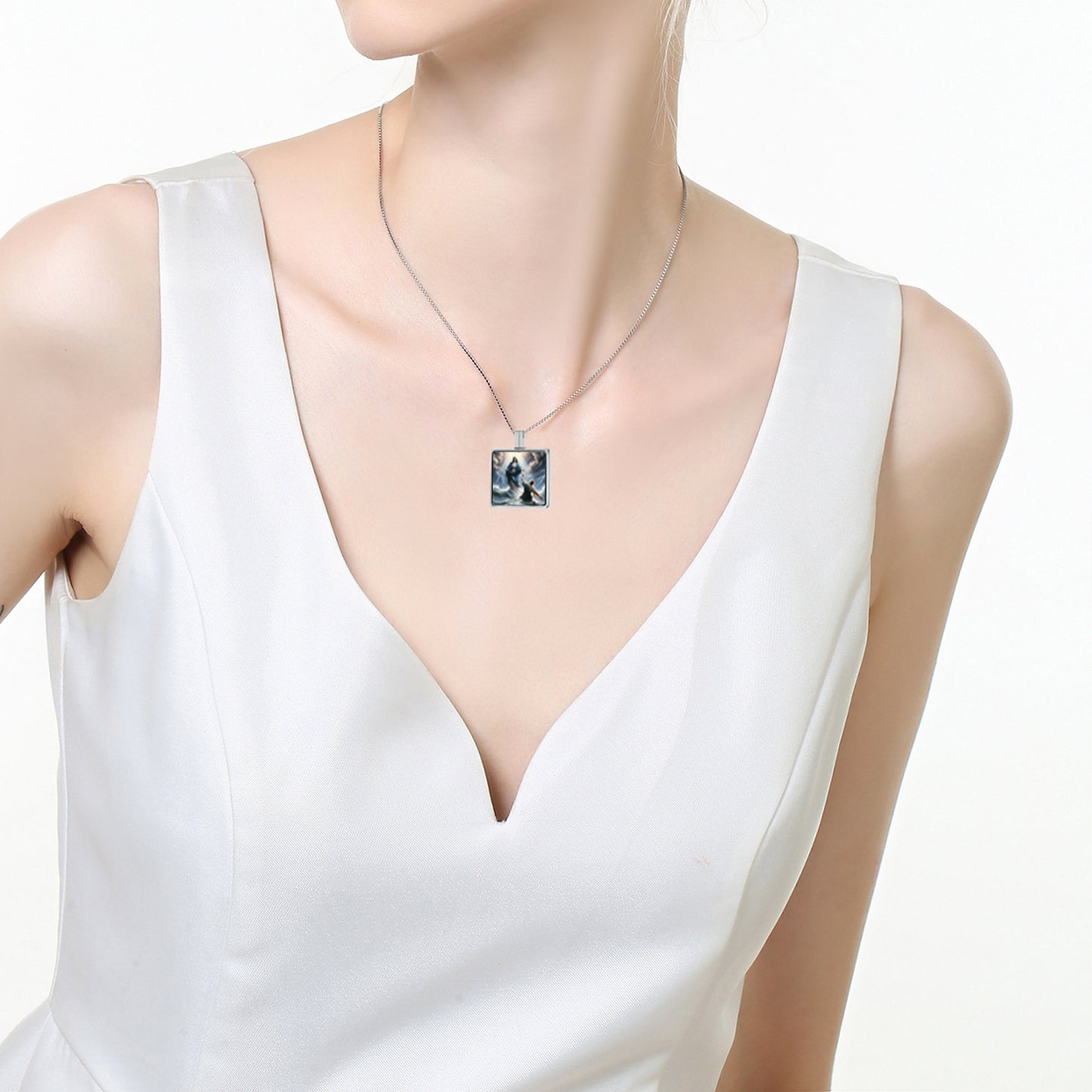 GIVELUCK Stainless steel mini square 12 * 12mm rigid color pendant (customized with chain)